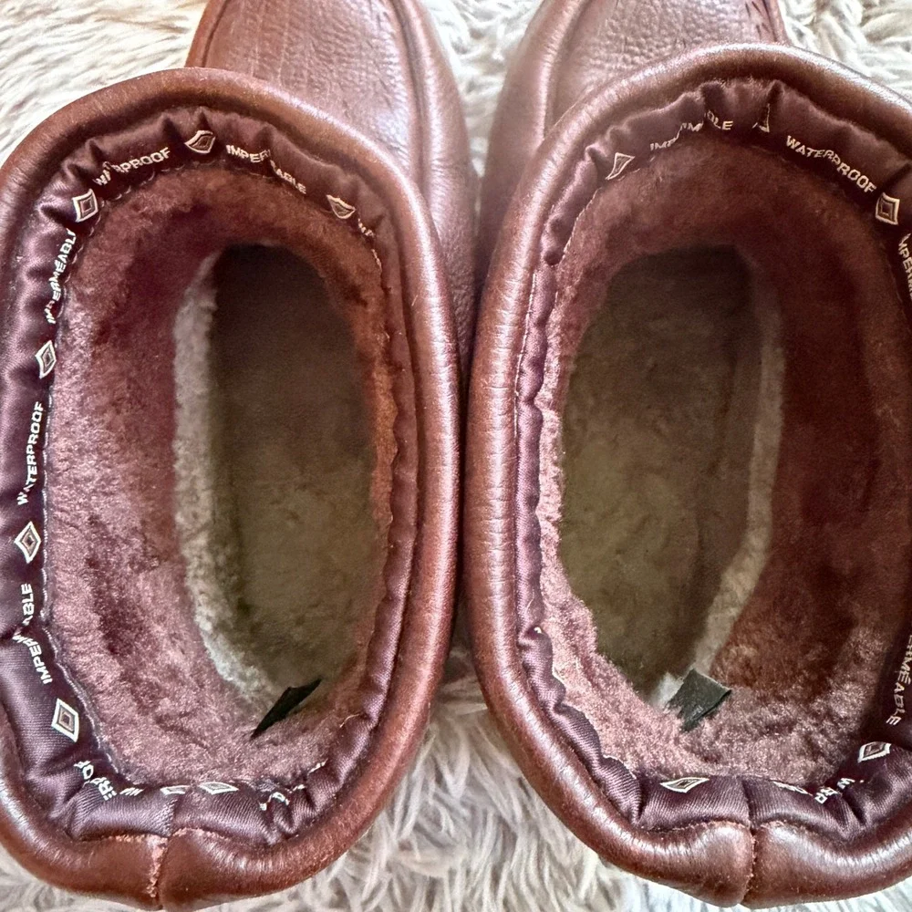 Manitobah Mukluks Waterproof Leather Boot Ladies 9 Men 7 Brown Braided Winter